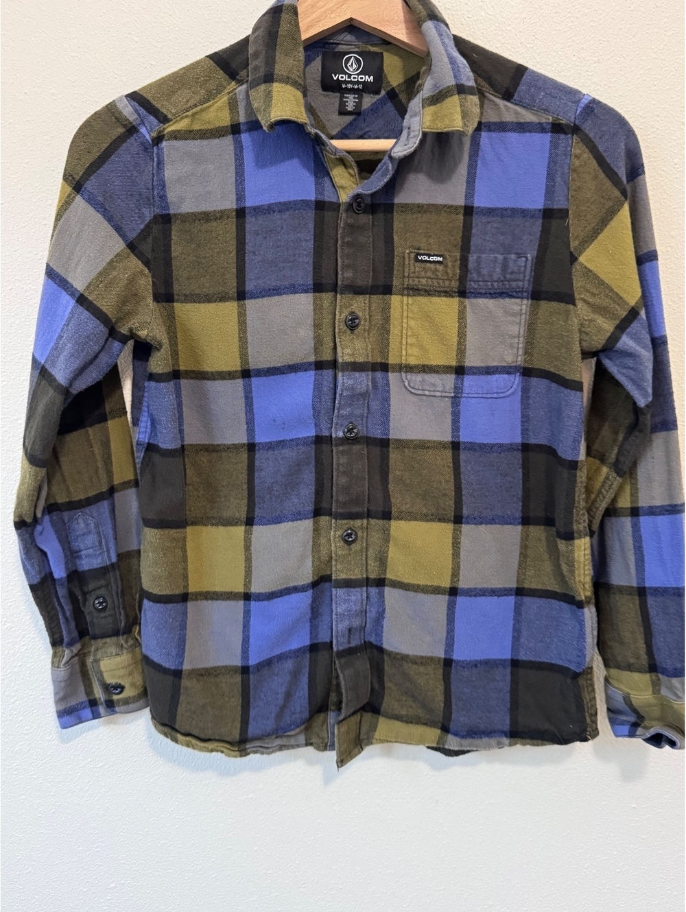 Volcom Men's Long Sleeve Plaid Button-Up Shirt Size M